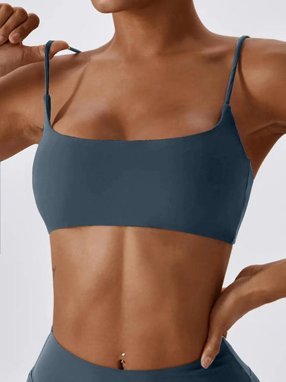 Elevate Your Workout with Our Women's Solid Wireless Sports Bra - Strappy, Breathable, and Perfect for Yoga and Gym Sessions